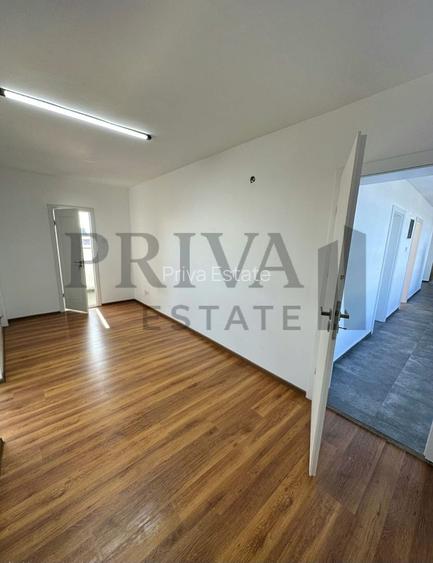 Spatiu birou cu baie proprie 25 mp, Mehala - 4