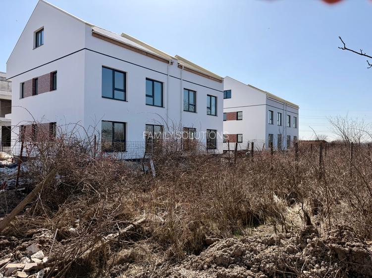 Casa noua P+1+M 6 cam. Util 164mp. Teren 250mp - 27