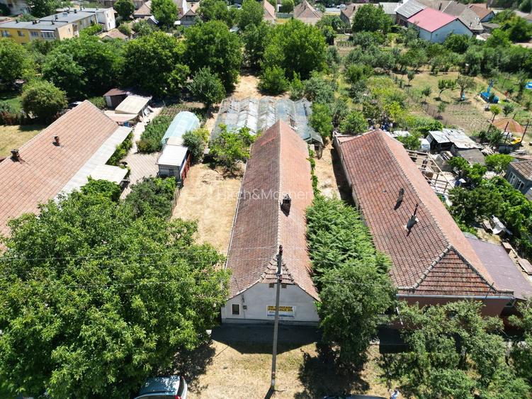 Casa cu teren de 1511 mp - Ortisoara - Comision 0% - 9