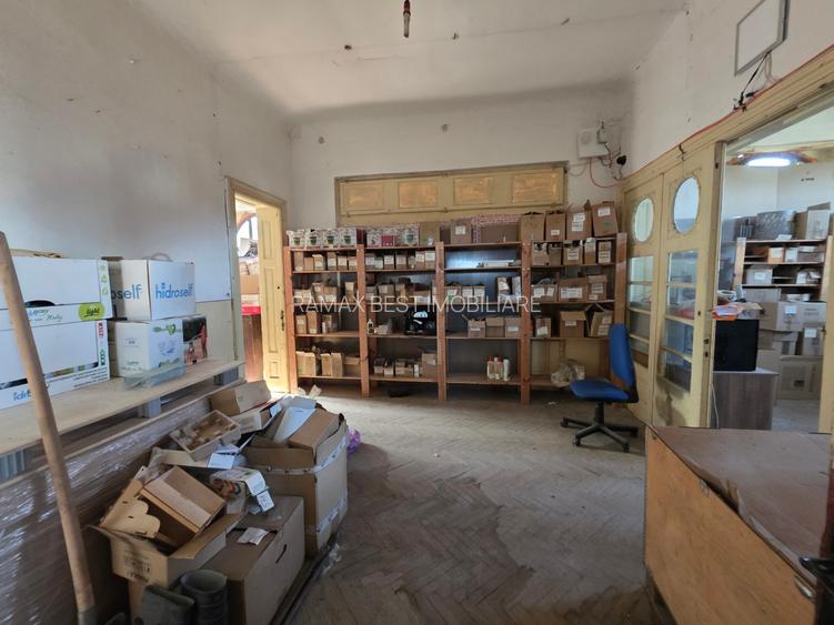 Judetul Prahova, in Poienarii Burchii, conac neoromanesc si teren 2.800 mp - 23