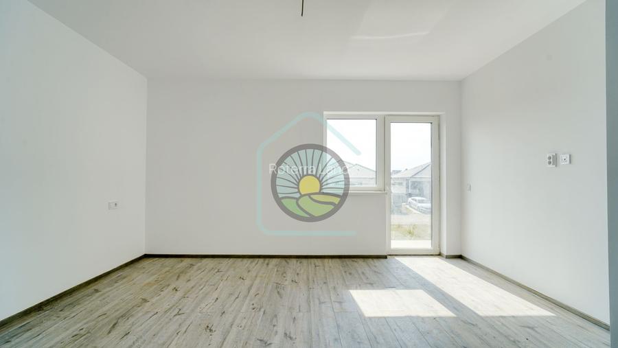 CASA  5 CAMERE IZVOR-TARLUNGENI - 11