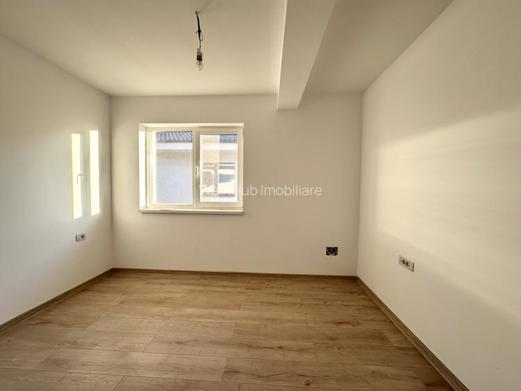 Duplex spatios, 5 camere, 355 mp teren,  127 mp utili - Sanandrei - 5