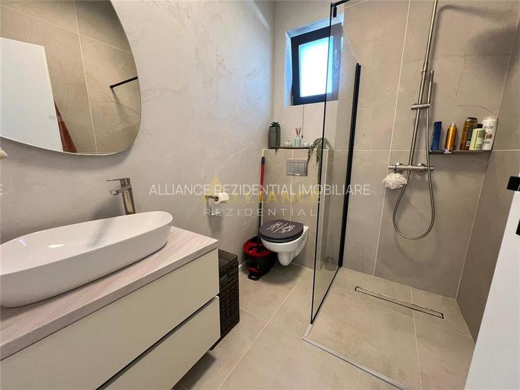 Casa individuala - 4 camere - 2 bai - la 10 min de RATB - 23