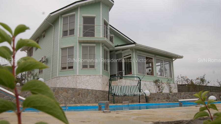 REV0002800 Vila de vanzare cu vedere la lac Laguna Albastra Corbeanca - 3