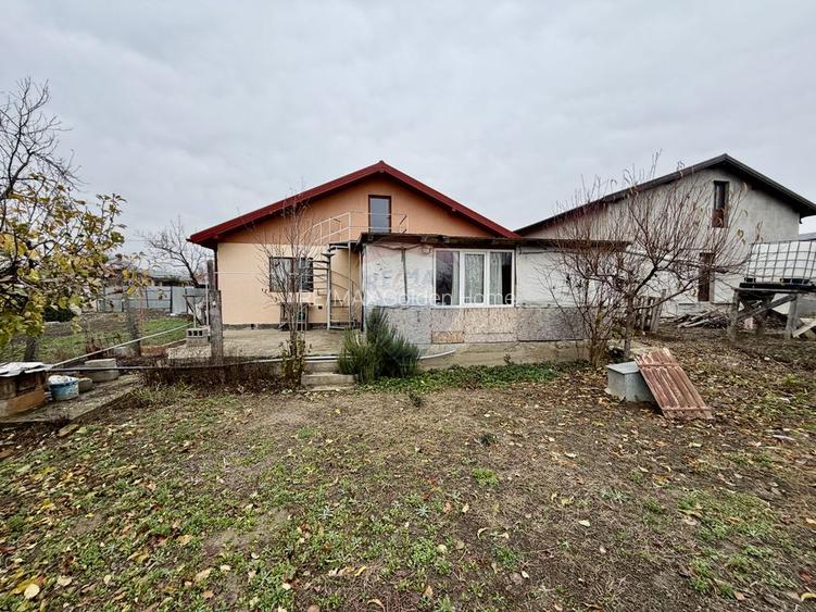 Casă / Vilă cu 4 camere Vanatori - 17