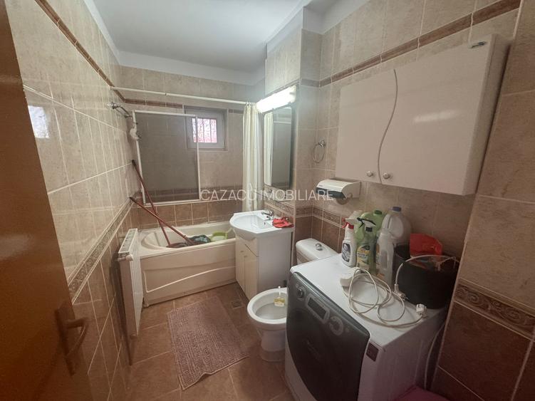 Apartament 4 camere decomandat ,parter,zona Complex Studentesc,liber - 4