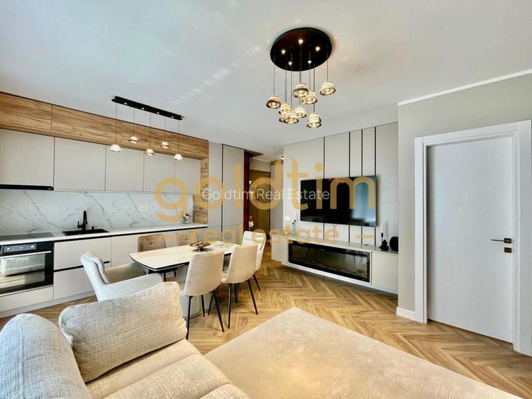 DESIGN UNIC/SUPERB/ZONA LINISTITA/LUX/1 LOC PARCARE - 8