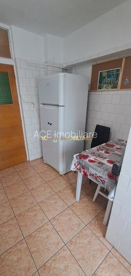 2 Camere de inchiriat | 1 Decembrie 1918 | Metrou - 12