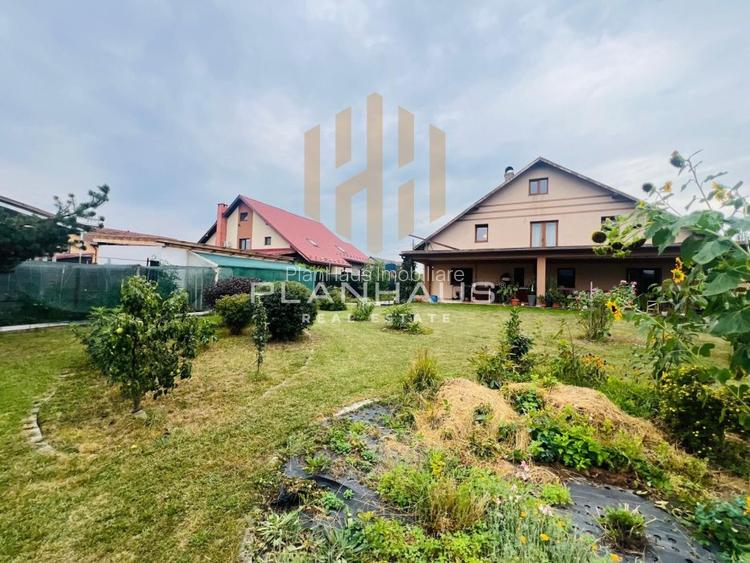 Casă solidă  Săsar la cheie ,zona Vama ,teren 10 ari ,la 3 min de Baia Mare c - 22