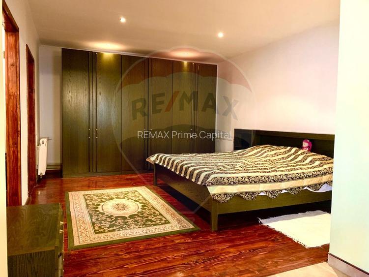 Pensiune cu 13 camere de vânzare in Bulz - 31