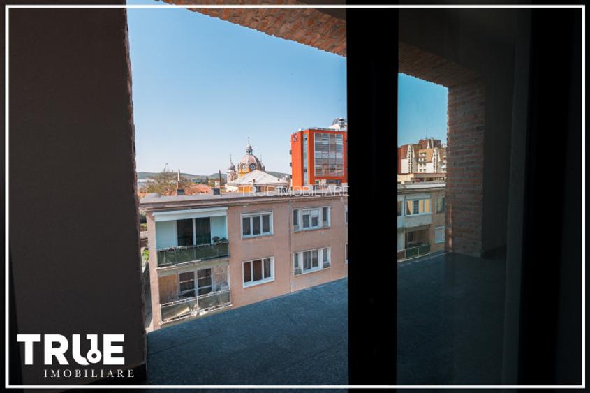 Ap. 3 cam, 75.2m? + 14.2m?, ultracentral, Arossa Center! - 8