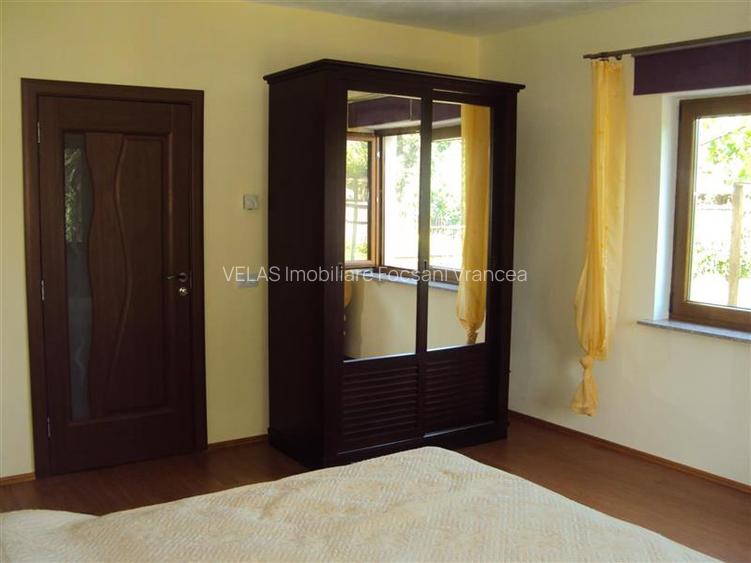 Vila Focsani, S+P+M, mobilata si utilata, CT si anexa - 5