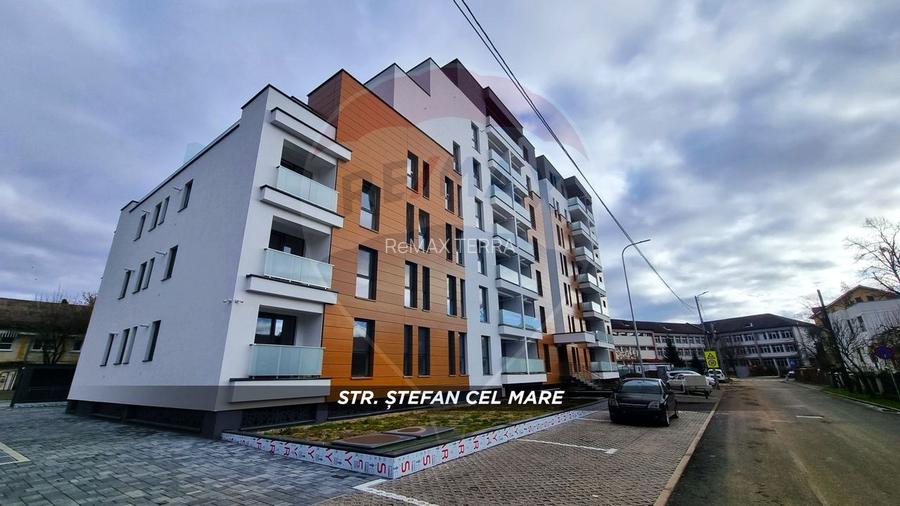 Apartament cu 3 camere de vânzare în bloc nou, zona Centrala - 2