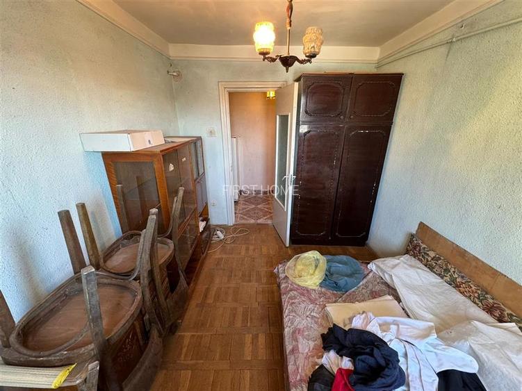 Apartament 3 camere, 1 boxa, zona Centrala , etaj 4 - 10