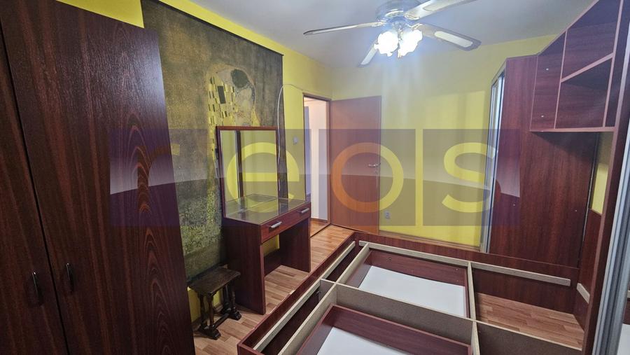 DE VANZARE APARTAMENT 2 CAMERE, ET 5,  1992 –ZONA PANDURI- DECOMANDAT - 4