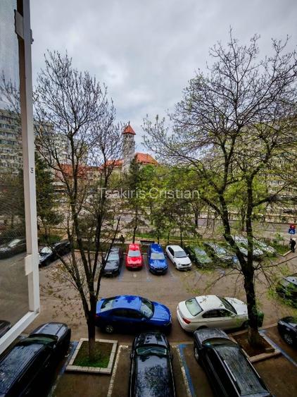 Apartament 2 camere renovat complet - 850 EUR - zona Primaria Sector 1 - 6