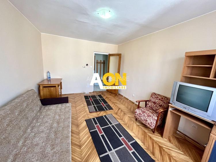 Garsonieră, Etaj Intermediar, Zona Cetate - 2