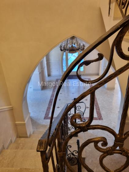 Vila cu arhitectura reprezentativa, aproape de Piata Victoriei - 6