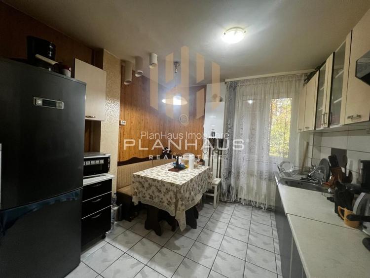 Apartament 4 camere,zona Pizza Albina ,cartierul Săsar  - 14