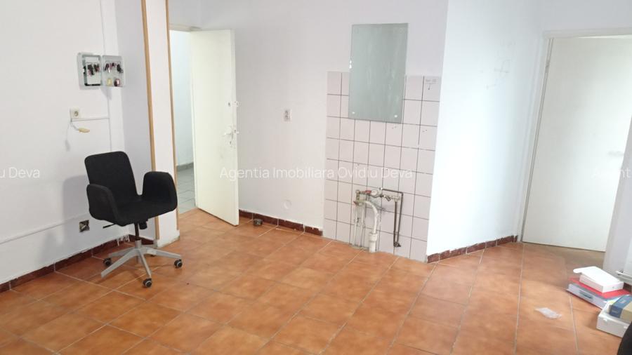 Vand spatiu comercial in Deva, zona ultracentrala ( I. Creanga), 70 mp - 7