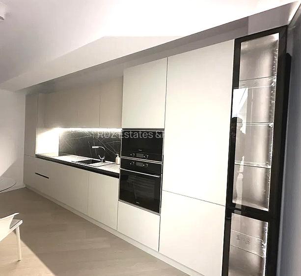 Studio Premium | Decomandat | Complex Cortina North - 4
