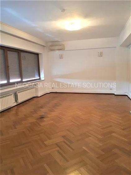 LANGA PTA DOROBANTI, VILA 1998, 650 MP,  GARAJ DUBLU! - 17