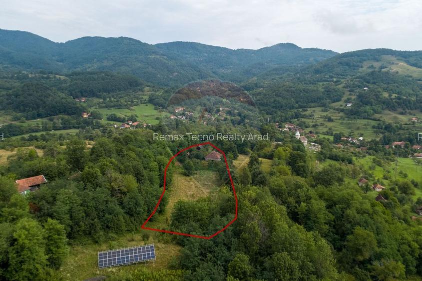 Casă / Vilă cu 3 camere de vânzare - 46