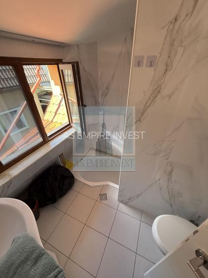 Casa 10 camere, 5 bai, 380 mp teren - zona Astra - 19