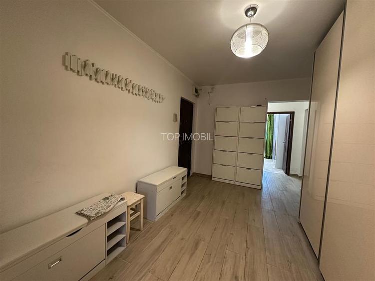 Inchiriere Apartament cu 3 camere Decomandat Palas Mall - 9