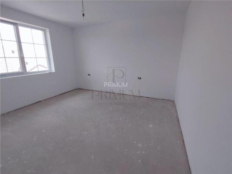 Duplex in zona excelenta - toate utilitatile - spatios - 3