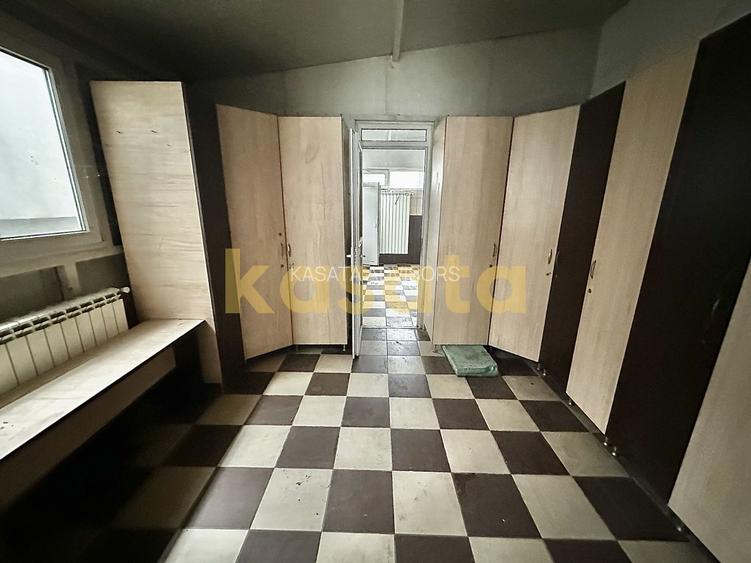 Hală producție | Subsol + Parter + Etaj | Corp anexă | Parcare curte - 39