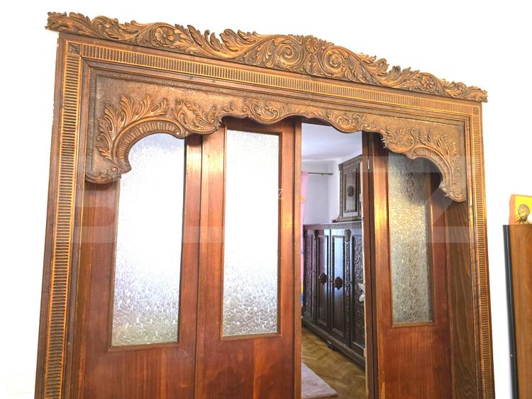 Resedinta Boiereasca pe N Gane , renovata exterior, ultracentrala - 3