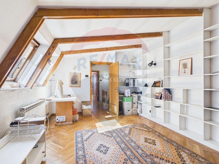 Casa interbelica de vanzare metrou 1 Mai, cu potential - 23