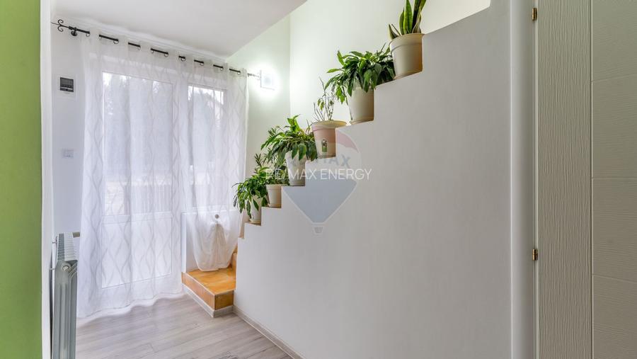 Casă cu 5 camere de vânzare || 400 MP teren || Someseni - 11