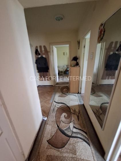 Apartament 2 camere  Tomis Nord Tic Tac 85000 euro - 5