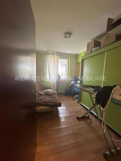 Brancoveanu, Sector 4 Apartament 3 Camere - 4