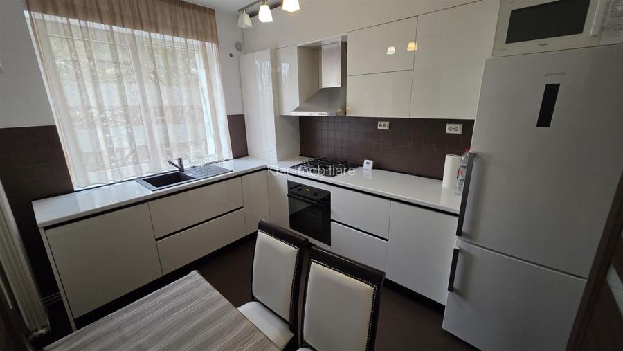 Apartament 3 camere 83mpbalcon parcare Plopilor zona Platinia Ursus - 11