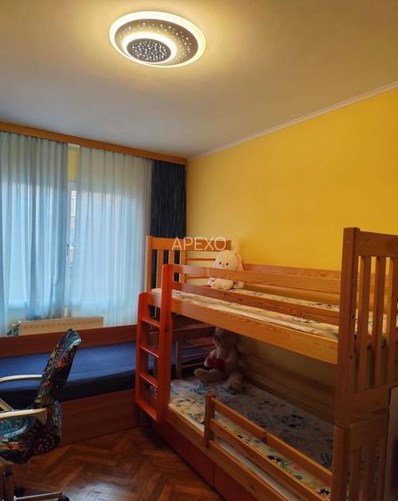 Apartament de 3 camere ( E-S-V )-Astra - 5