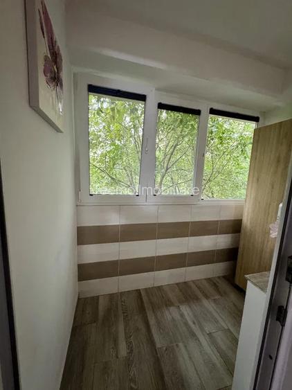 Garsoniera, decomandata, 32 mp, balcon, ac, metrou, Costin Georgian - 7