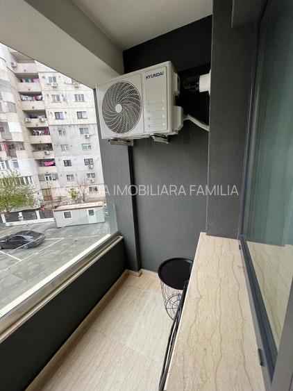 Inchiriem studio in Micro 17 , etaj 2 bloc ROKA, parcare privata, - 10