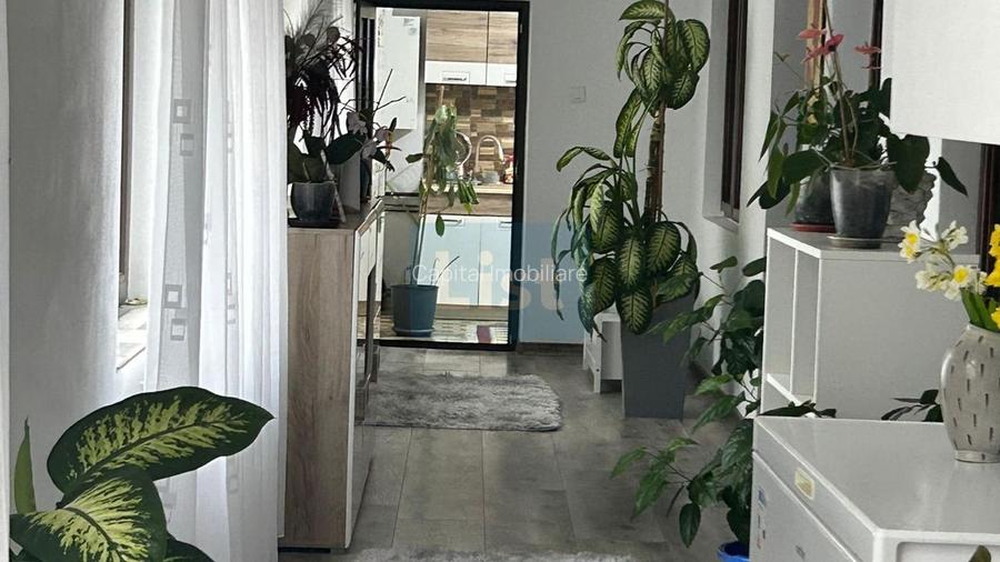 Casă P+M renovată, teren generos de 3000 m² – Bălești - 9