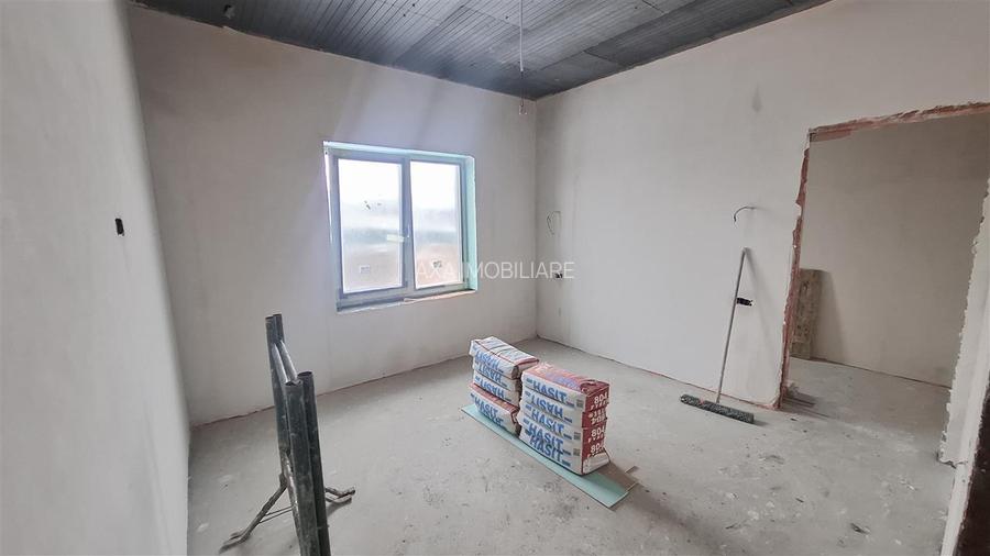 Casa Breazu,4 camere,2 bai,Teren 450mp,Incalz Pard,Dressing,Placa,Pod - 9