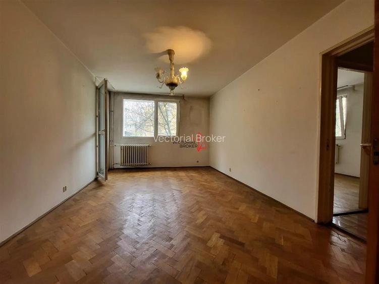 APARTAMENT 4 CAMERE ETAJ 1 FIX LANGA METROU, SCOALA SI PARC - 6