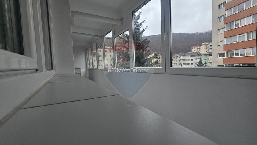 Apartament 3 camere spatios cu balcon inchis | Zona Racadau - 12