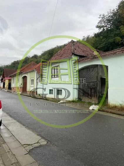 Gospodărie veche pe teren generos – 838 mp, Șeica Mică - 2