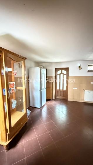 ZONA PARC casa P+1 nemobilata , an 2005! - 3