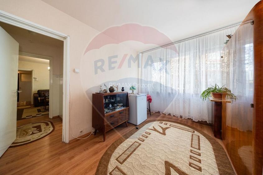 Apartament cu potențial real în inima zonei Zizinului – Brașov - 8