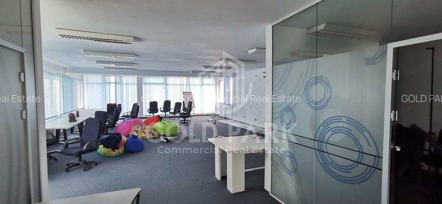 Spatiu de Birouri- Zona Semicentral- Parcari / Terasa - 4