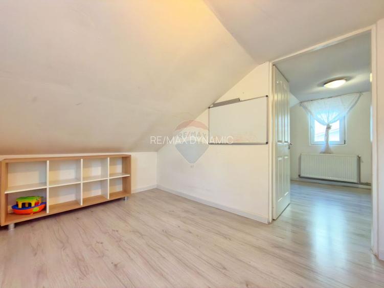 Casă cu 5 camere de vânzare în zona 3 Insule, Arad - 8