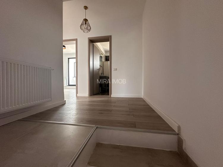 Apartament spațios cu 4 camere, dispus pe două niveluri, în Cartierul Latin - 8
